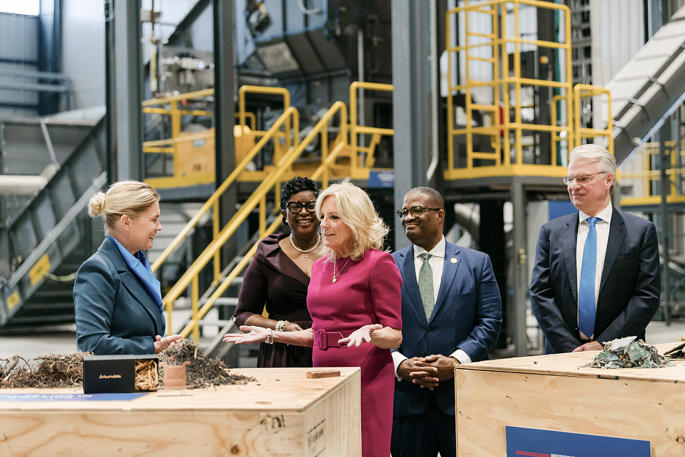 Photo: Aurubis: Jill Biden visits the site in Richmond